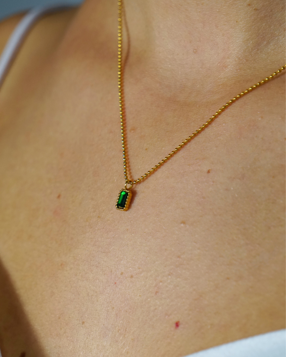 GREEN GEMSTONE HALSKETTE