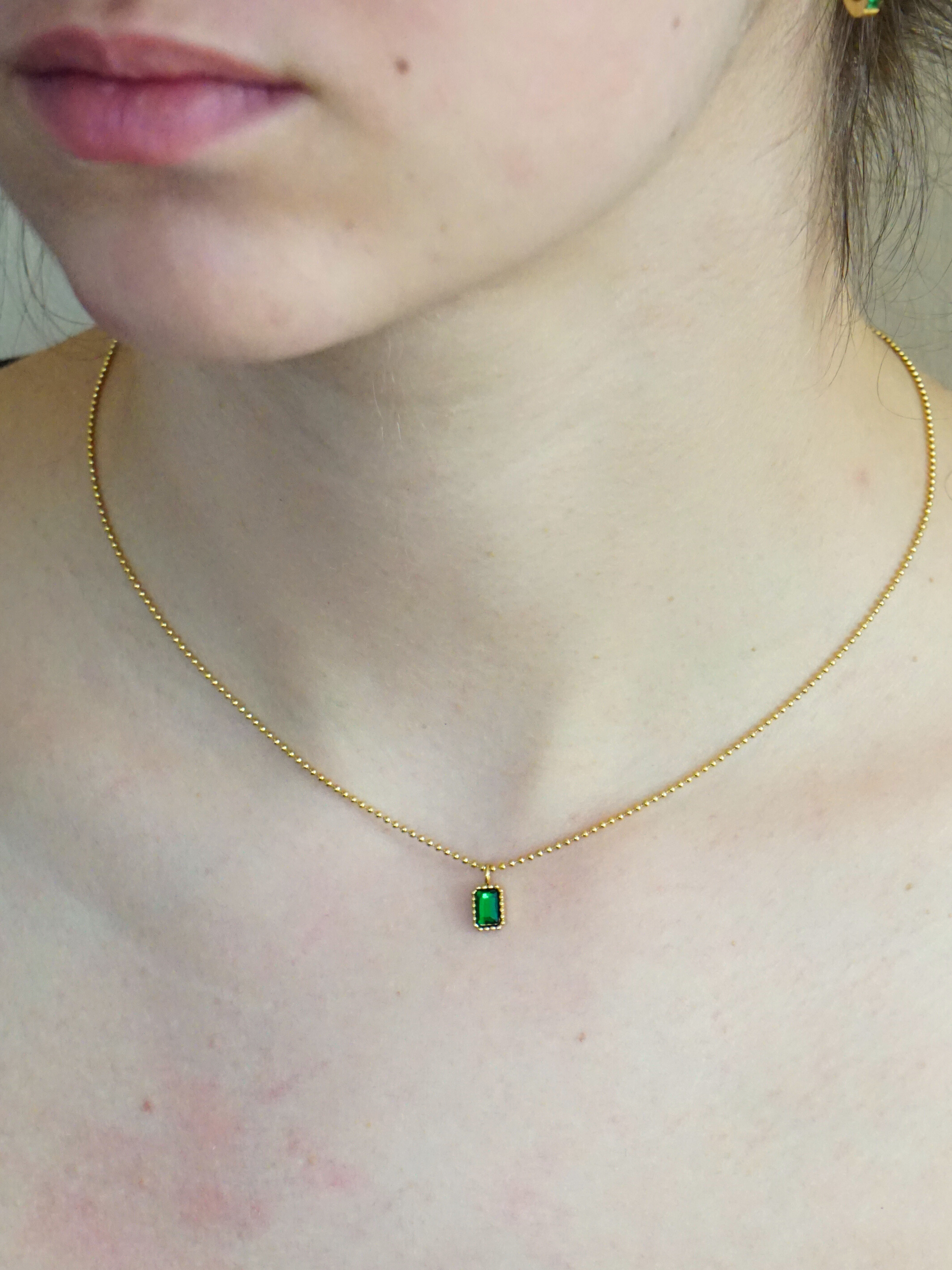 GREEN GEMSTONE HALSKETTE